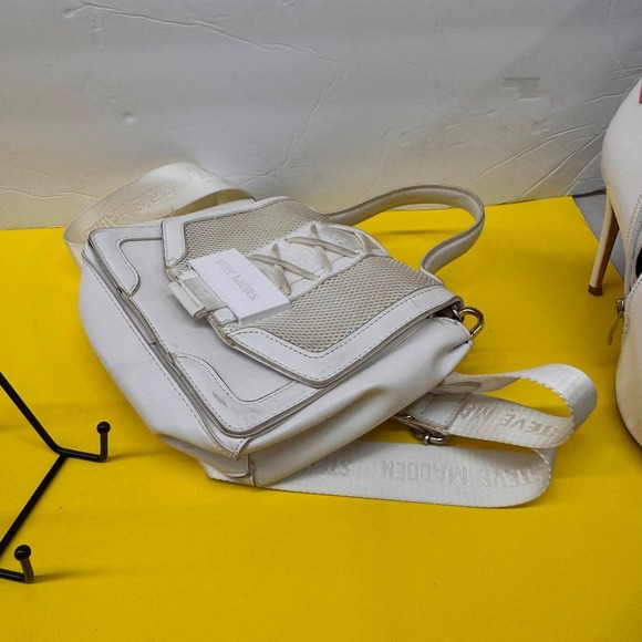 Steve Madden BVALOR Cream Lace Up Mesh Crossbody Bag Logo Strap Athleisure - Picture 12 of 13